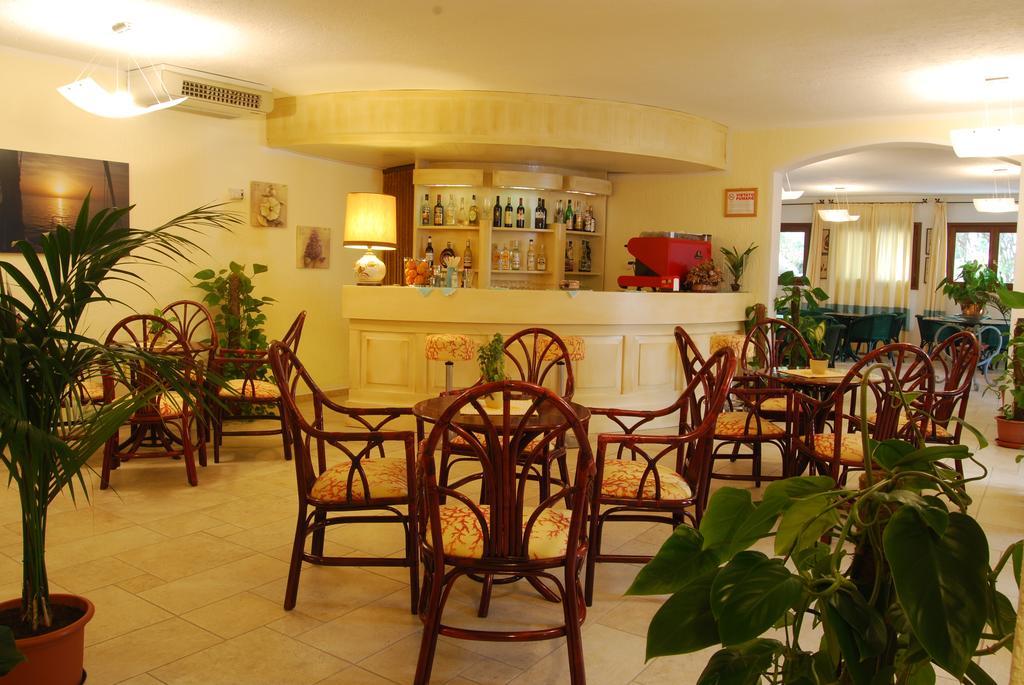 באיה סרדיניה Hotel Mon Repos מראה חיצוני תמונה