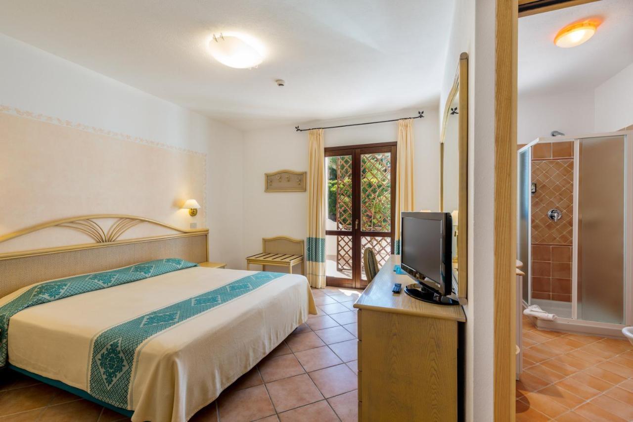 באיה סרדיניה Hotel Mon Repos מראה חיצוני תמונה