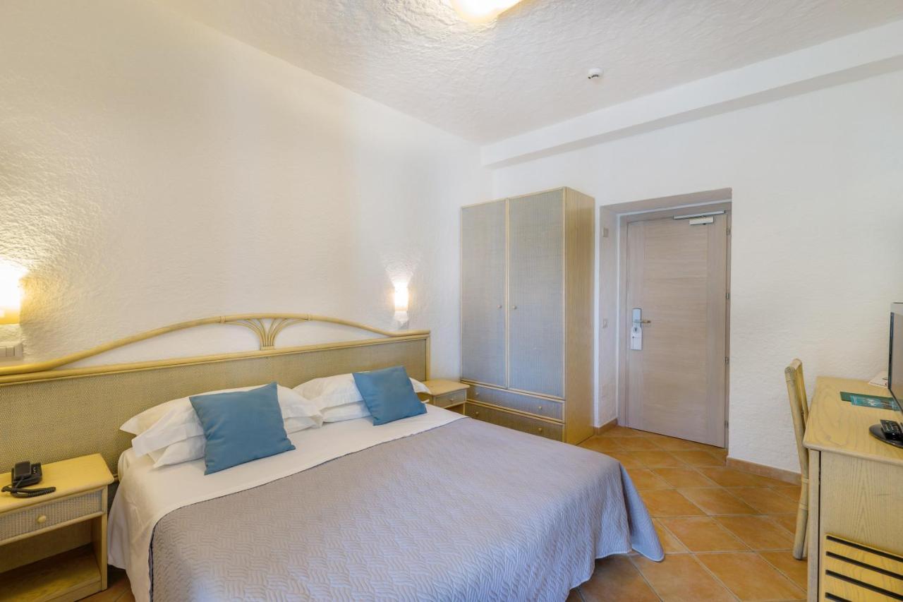 באיה סרדיניה Hotel Mon Repos מראה חיצוני תמונה