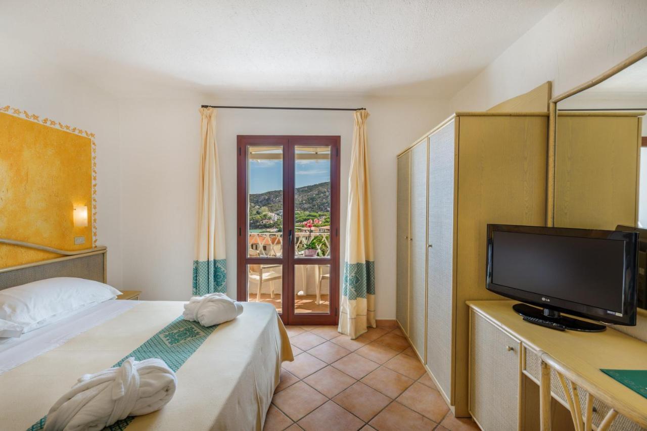 באיה סרדיניה Hotel Mon Repos מראה חיצוני תמונה