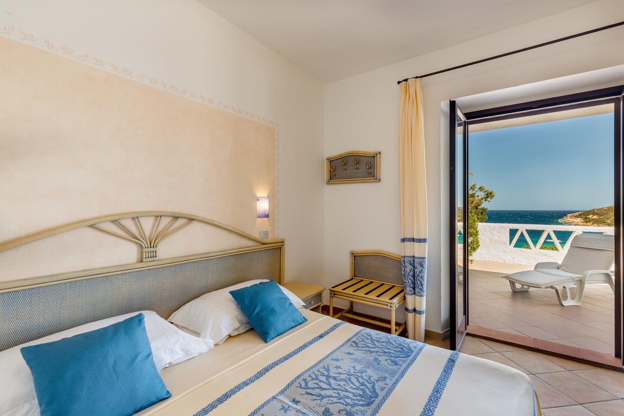 באיה סרדיניה Hotel Mon Repos מראה חיצוני תמונה