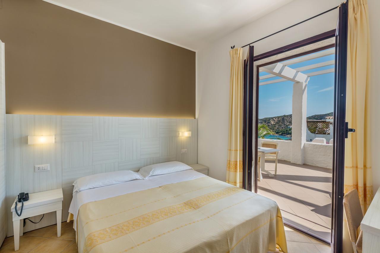 באיה סרדיניה Hotel Mon Repos מראה חיצוני תמונה